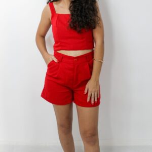 shorts vermelho frente