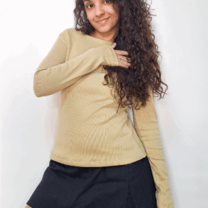 Blusa manga longa decote nas costas