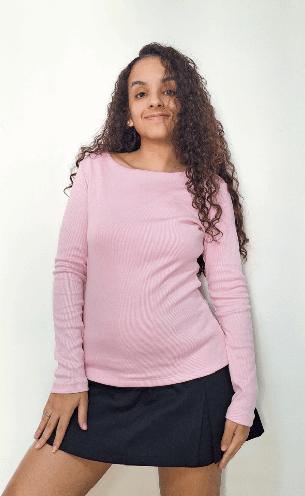 Blusa manga longa decote nas costas rosa bebe