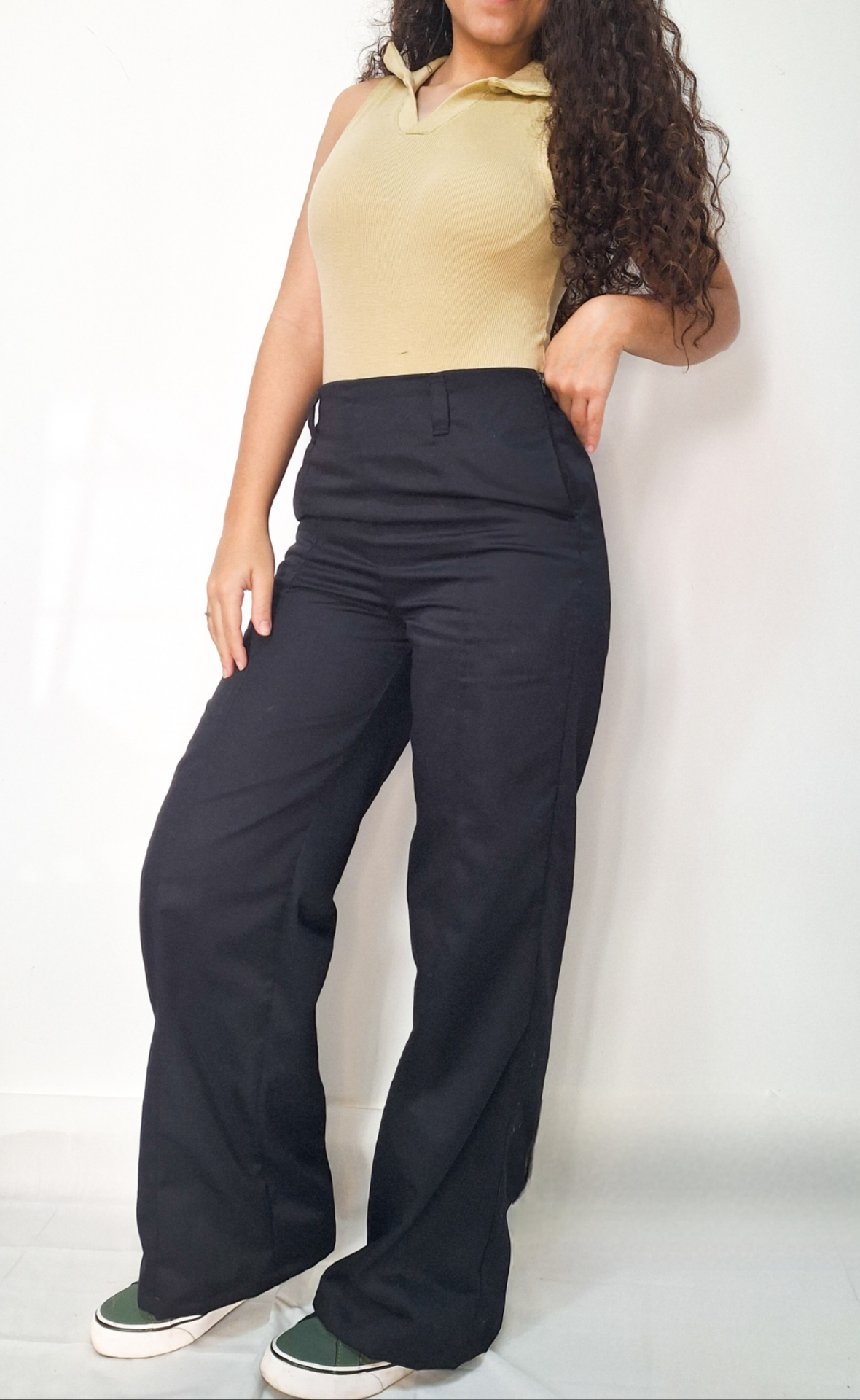 Calça Feminina Brim 100% Algodão com Cós Invisível cor preta