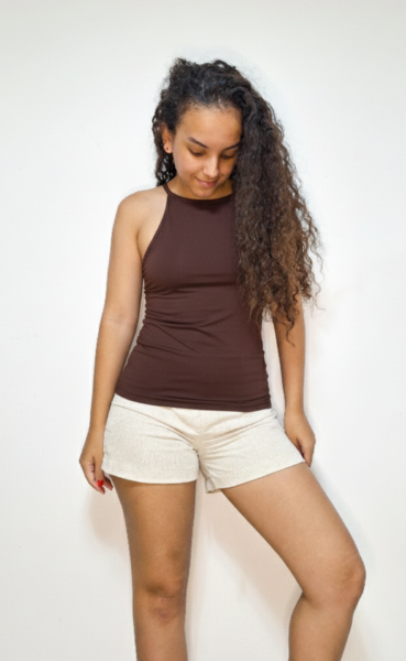 Blusa Alma Frente Única com amarração nas costas Marrom