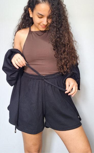 Shorts Feminino de Malha Canelada preto